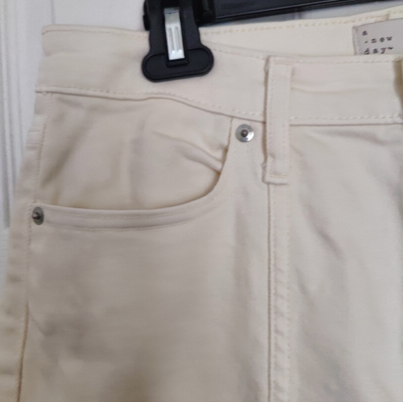 A new day Barrel Leg Jeans Beige Size 8/29R - Picture 7 of 7